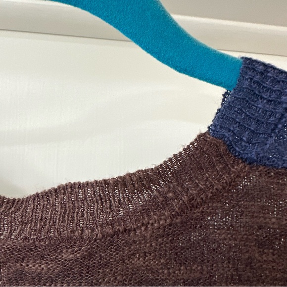 StitchDrop Blue Colorblock Crew Neck Lightweight Sweater, Size Large - Picture 9 of 10